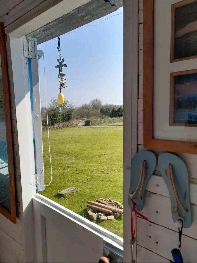 Treguth Glamping Unique Experience - Themed Huts Hotell Saint Day Exteriör bild