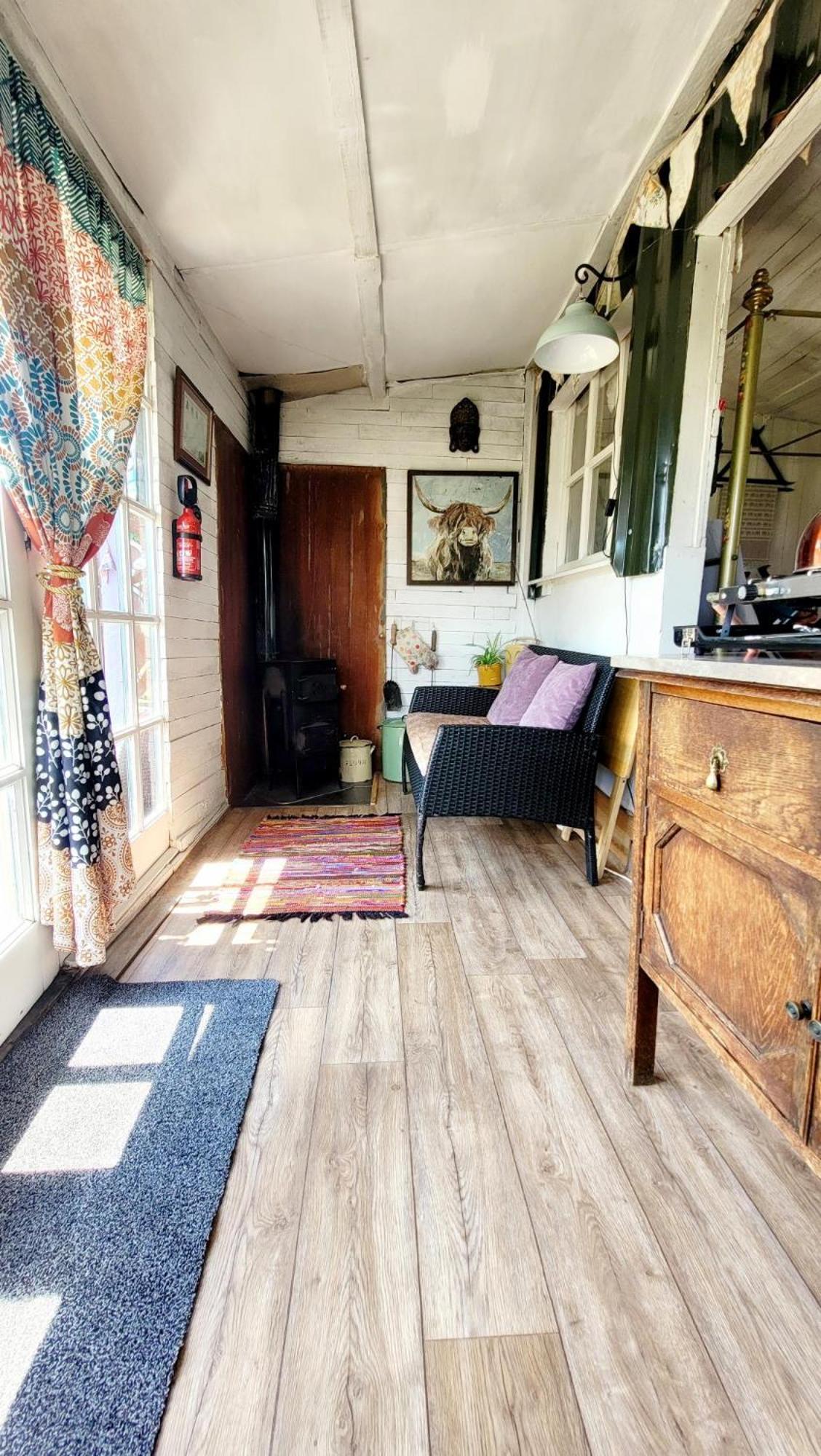 Treguth Glamping Unique Experience - Themed Huts Hotell Saint Day Exteriör bild