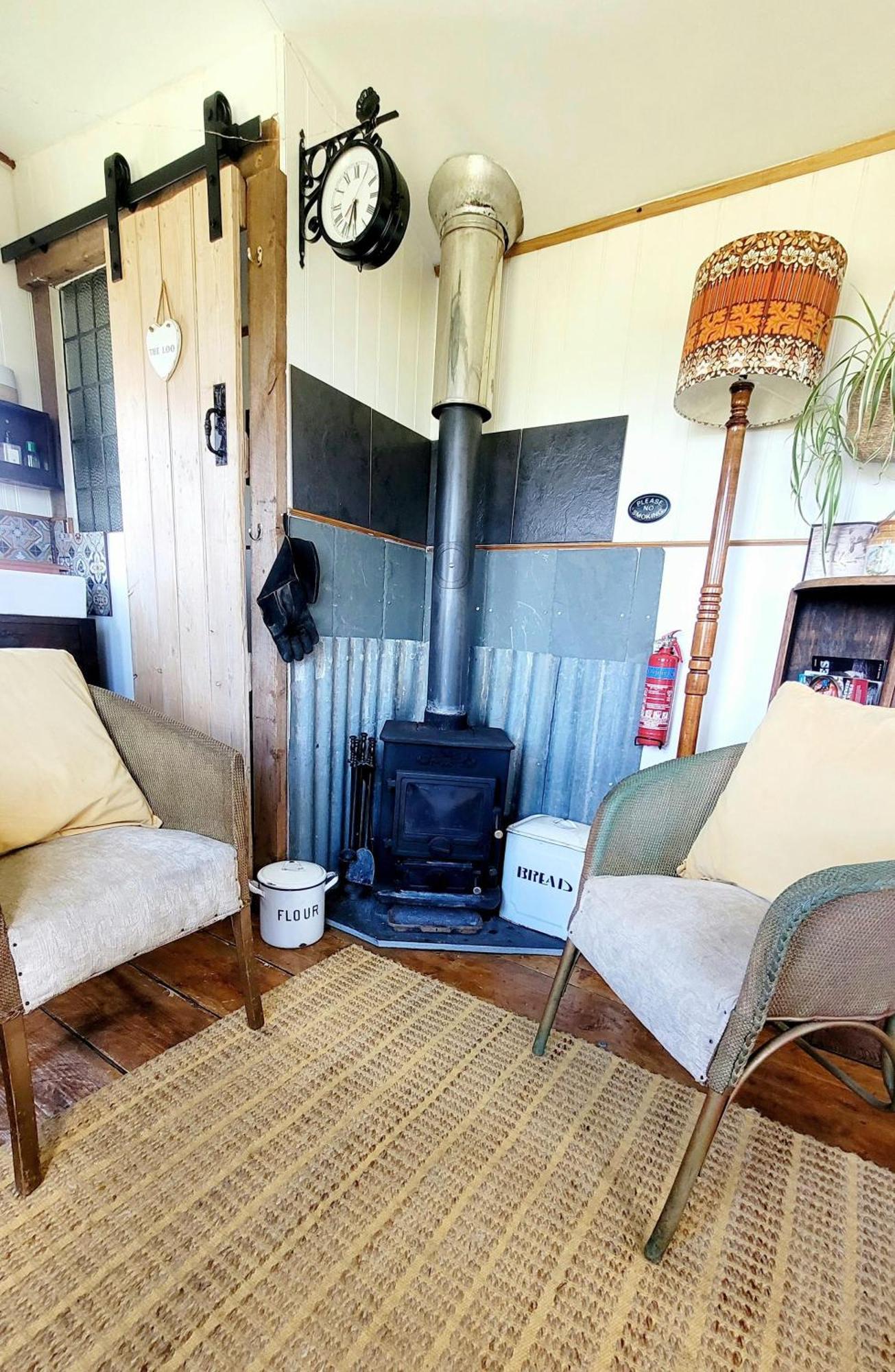 Treguth Glamping Unique Experience - Themed Huts Hotell Saint Day Exteriör bild
